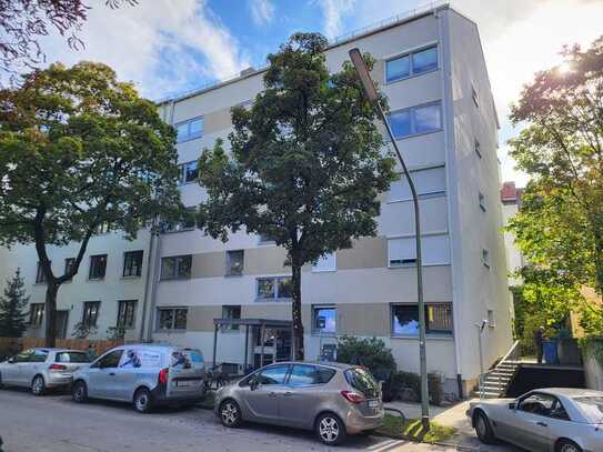 vermietete 2-Zimmer-Hochparterre-Wohnung in München Neuhausen für Anleger