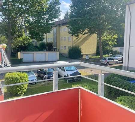 **Fellb.-Schmiden** renovierungsbedürftig aber Wohlfühlpotential: 2-Zimmer-Wohnung mit Balkon