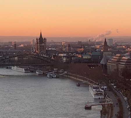 Rheinsternhaus, helle 3 Zimmer-Wohnung mit Balkon und traumhaften Ausblick