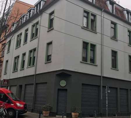2 ZKD, nähe Capitol, mit Einbauküche, DG