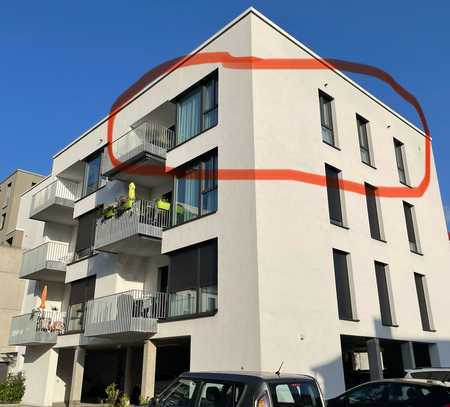 Barrierefreie lichtdurchflutete Dreizimmerwohnung mitten in Walzbachtal-Jöhlingen mit Balkon und EBK