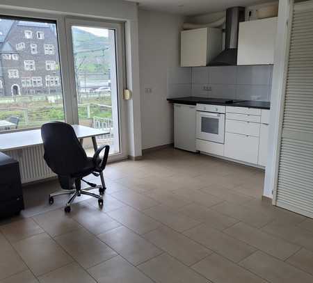 Stilvolle 1-Raum-Wohnung mit Balkon und Einbauküche in Bingen