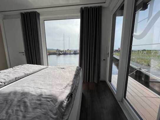 LUXUS Hausboot - 3 Etagen - 100m² Wohnen + 120 m² SONNENTERRASSE - Kamin, Kino, komplett individuell