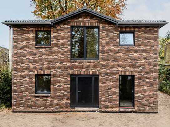 Ein Haus zum Verlieben - Großes Neubau Einfamilienhaus in gehobener Lage von Poppenbüttel