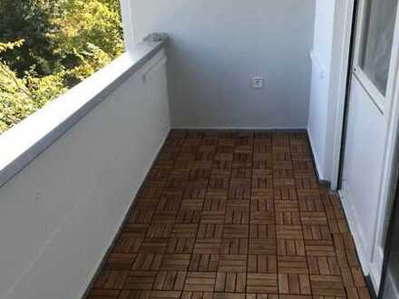 Kapitalanlage- gepflegte 3 ZKB, Balkon,Stellplatz