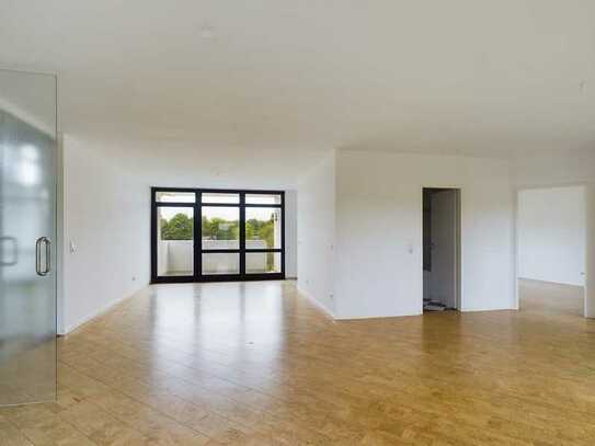 Wohnen mit Weitblick - 97 m² 3-Zimmerwohnung mit Balkon u. Fahrstuhl
