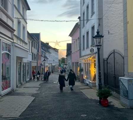 Schönes Ladenlokal in bester Lauflage der Ratinger Fußgängerzon...