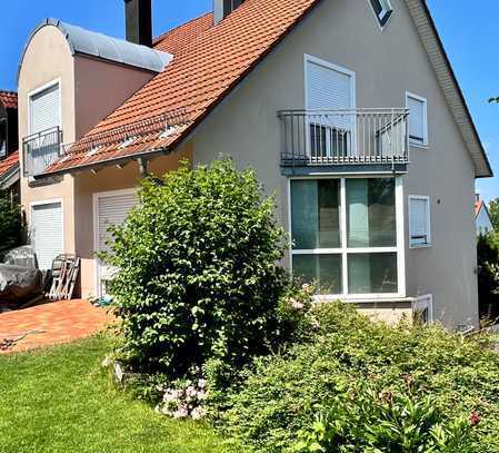 großzügige und moderne DHH, mit Garten, Terrasse und Einbauküche