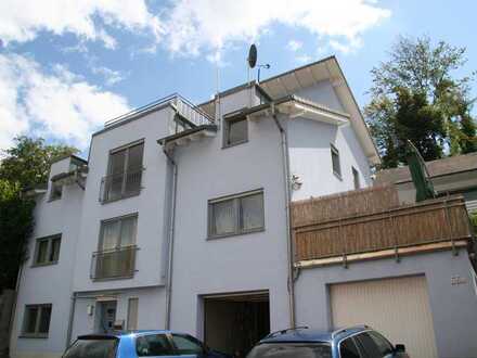 Schönes Mehrfamilienhaus oder großes Einfamilienhaus in Arzbach