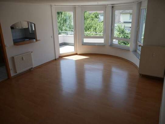 Helle 3-Zimmer-Wohnung mit Balkon in Urbach