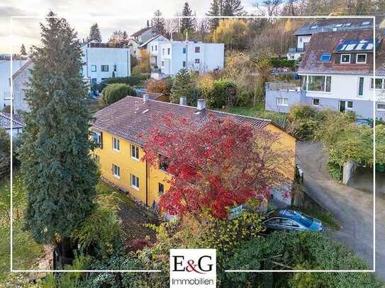 Einfamilienhaus auf sehr attraktivem Grundstück in ruhiger und begehrter Aussichtslage