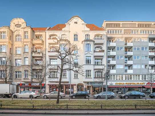 KAPITALANLAGE in Charlottenburg - vermietete 3-Zi.-Wohnung mit Balkon im Seitenflügel