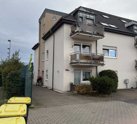 Schöne und gepflegte 3-Zimmer-Wohnung mit Einbauküche in Euskirchen