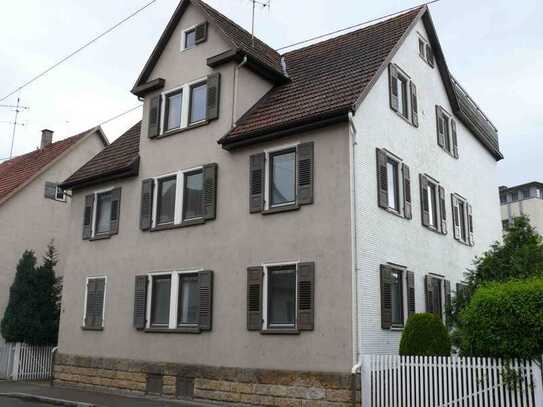 3-Familien-Haus mit Garten, Garage, Dachterrasse.