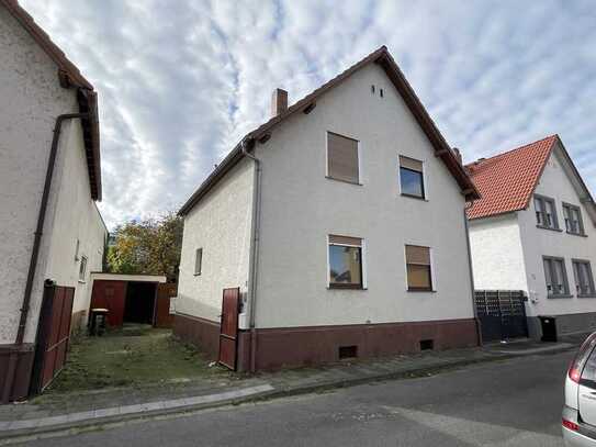 Einfamilienhaus mit großem Potenzial – Sanierung oder Neubau in Kelsterbach