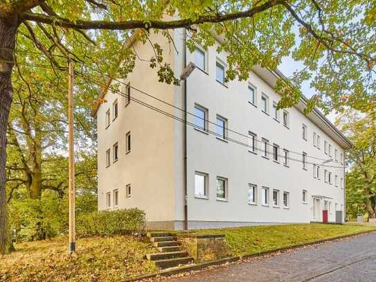 solide 192 m2 Büro In Giessen 500 MBIT Parken am Haus, Bus 2 Min Autobahn 3 Min