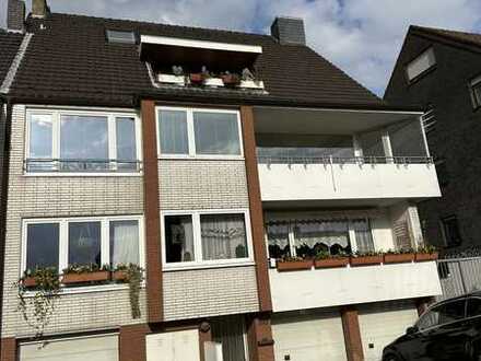 Geräumige 3-Zimmer Wohnung mit Balkon in Rheinnähe