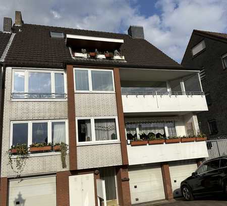 Geräumige 3-Zimmer Wohnung mit Balkon in Rheinnähe