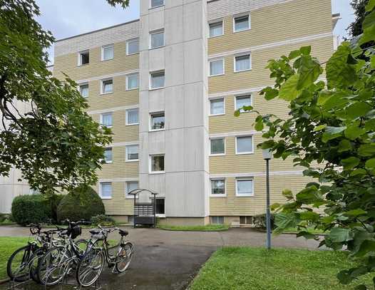 Großzügige 3-Zimmerwohnung mit Loggia in ruhiger Wohnanlage in Germering