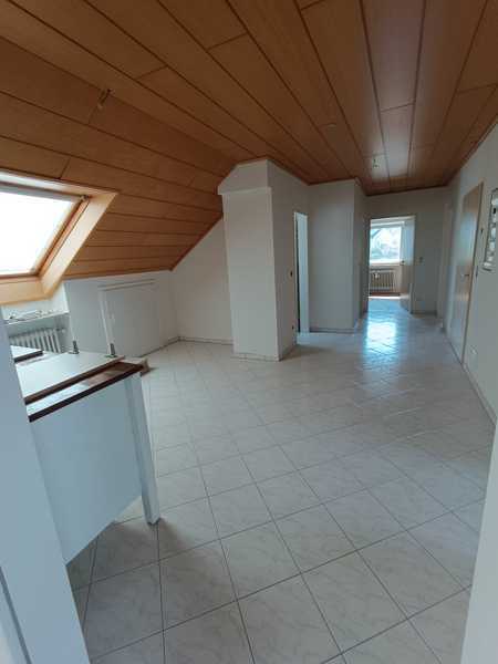                                                               Alltagstaugliche 3-Zimmer-Wohnung mit Balkon &uuml;ber Wiesbaden-Breckenheim                                                       in Breckenheim (Wiesbaden)