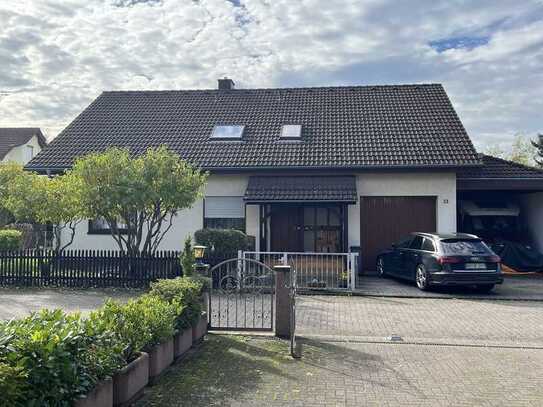 Geräumiges, gepflegtes 7-Zimmer-Ein-/Zweifamilienhaus in gesuchter Wohnlage in Dossenheim
