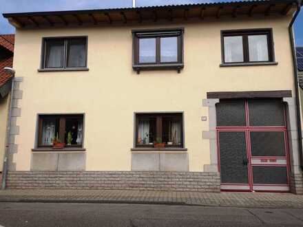 Gemütliches 7-Zimmer Haus mit Garten in Ketsch