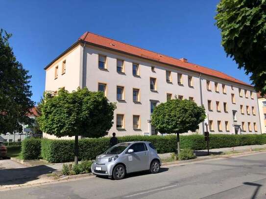 Moderne 3-Raum-Wohnung (Hochparterre) mit Garage in Apolda