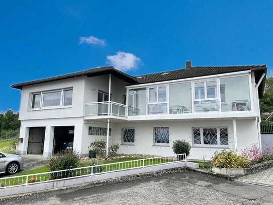 Blick auf den Rhein in Rheinweiler
Einfamilienhaus + Einliegerwohnung