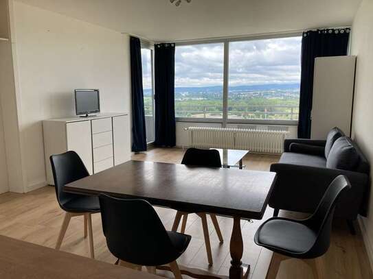 Gewerbegebiet Süd: Fully furnished 1 bedroom apartment with balcony!