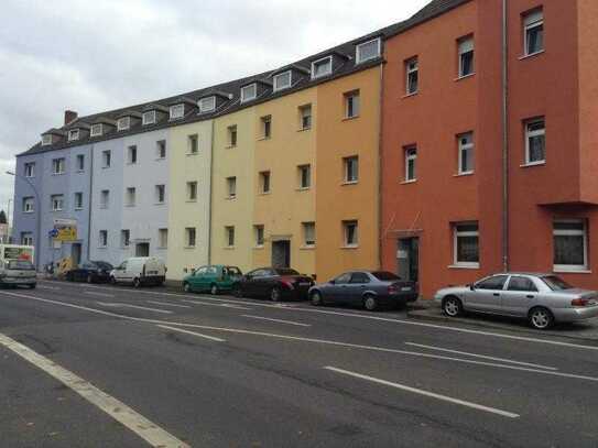 Großzügige, helle 2- Zimmerwohnung mit Balkon in MG/Pesch