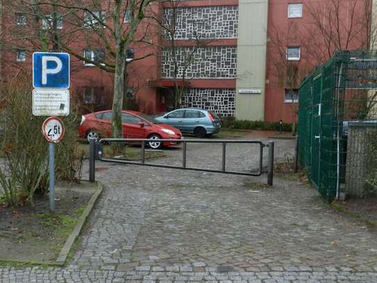 Sie haben die Parkplatzsuche satt? Wir helfen Ihnen gerne!