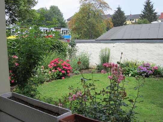 Tolle 3-Zimmer-Wohnung mit Balkon und Einbauküche in zentraler, ruhiger Lage in Essen-Holsterhausen