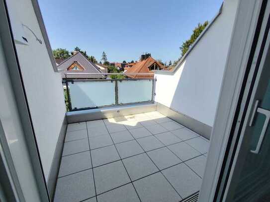 Nur 2 Monate bis zum Einzug! Charmante 2,5 Zi.-Whg. , SW- Loggia, Tageslichtbad + Gäste-Wc, Lift