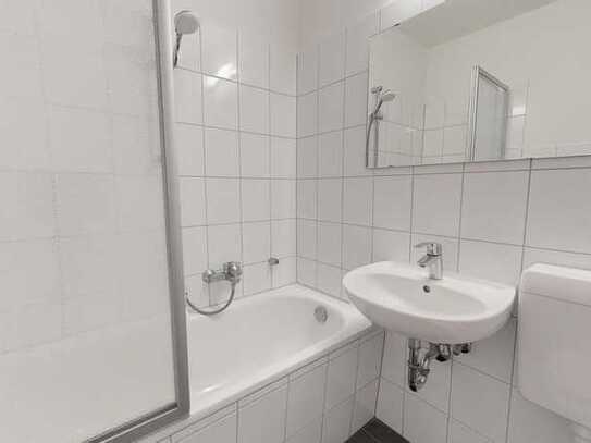 Renovierte 3 Zi. in der 2. Etage ab Mitte Juli