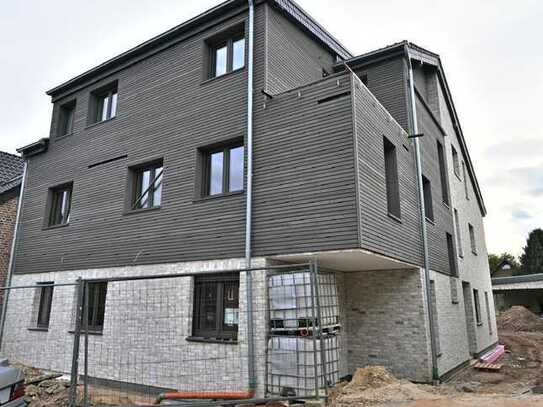 Neubau helle geräumige 3 Zimmerwohnung mit Balkon in Breinig