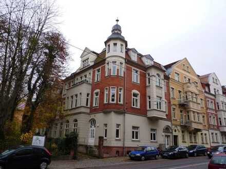 Gemütliche 2-Raum-Wohnung mit Einbauküche in Halle-Giebichenstein