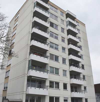 Sehr gepflegte 3-Zimmer-Whg. (vermietet) mit großartigem Ausblick vom West-Balkon