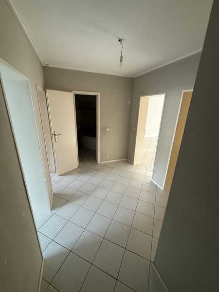 Helle 3-Zimmerwhg. von Privat in D.-dorf-Eller zu verkaufen