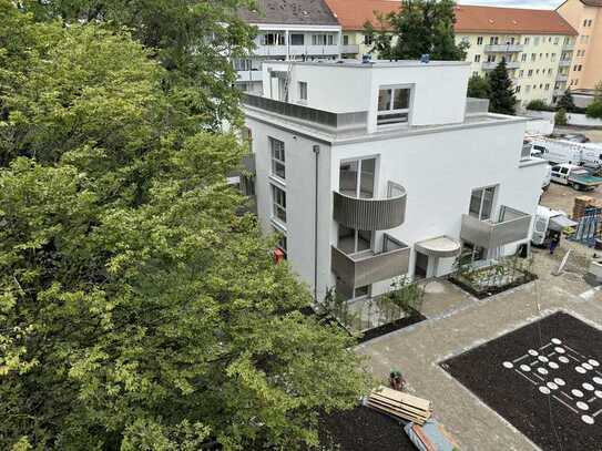 2.0.4 - Ihr neues Zuhause: 2-Zimmer-Wohnung mit Terrasse und nachhaltiger Energieversorgung