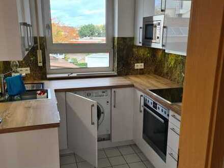 2.531,- € pro m², incl. Tiefgaragenstellplatz, Einbauküche , Echtholzparkett, Tageslichtbad