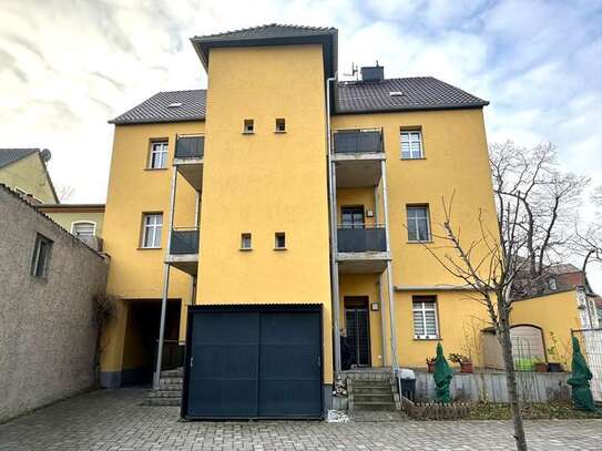 Einzugsfertige 3-Raumwohnung 
mit Balkon, Einbauküche und Stellplatz in Bitterfeld