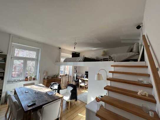 Ruhige, schöne 1,5 Zi.-Whg, Altbbau, ca. 47 m², Top-Lage, Kulturdenmal, Provisionsfrei!