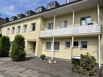 Gemütliche 3,5 Zimmer-Wohnung mit Garage 
"Nähe Volkspark" in 47228 Duisburg