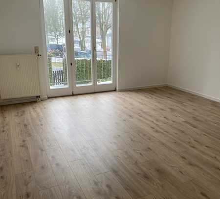 Sehr schöne 2-Zimmer-Wohnung mit Balkon und Wannenbad!