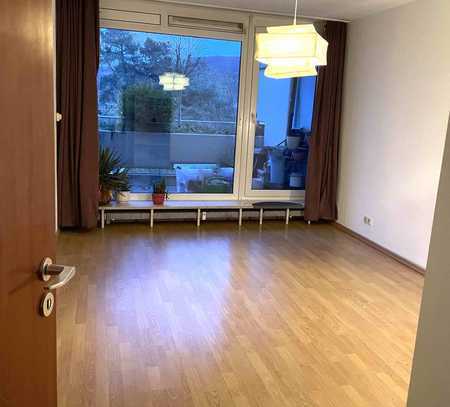 Exklusive 2,5-Raum-Wohnung mit Balkon in Darmstadt