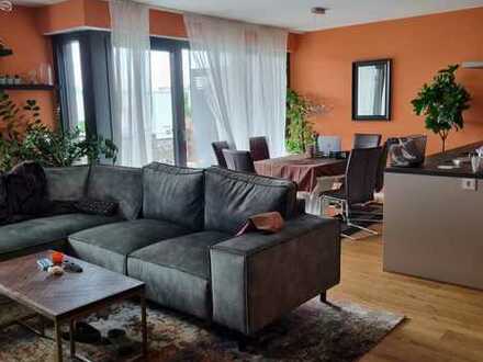 Exklusive 3-Zimmer-Wohnung mit Balkon und Einbauküche in Langenfeld (Rheinland)