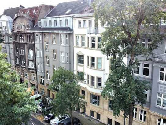 *SANIERTE 2 ZI WOHNUNG MIT SÜD-BALKON* - IM DÜSSELTAL