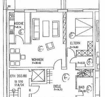 bequem erreichbare Wohnung mit vier Zimmern und großer Terrasse