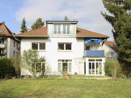 Ihr Traumhaus: MFH mit 5 Wohneinheiten in beliebter Lage von Karlsruhe Durlach