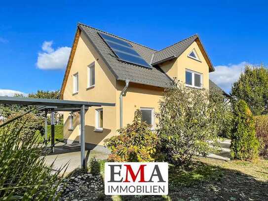 Geschmackvolles Einfamilienhaus mit Solarthermie